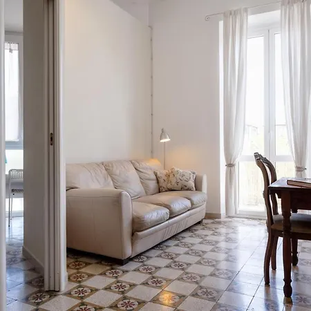 Apartment Piazza Concordia With Balcony *